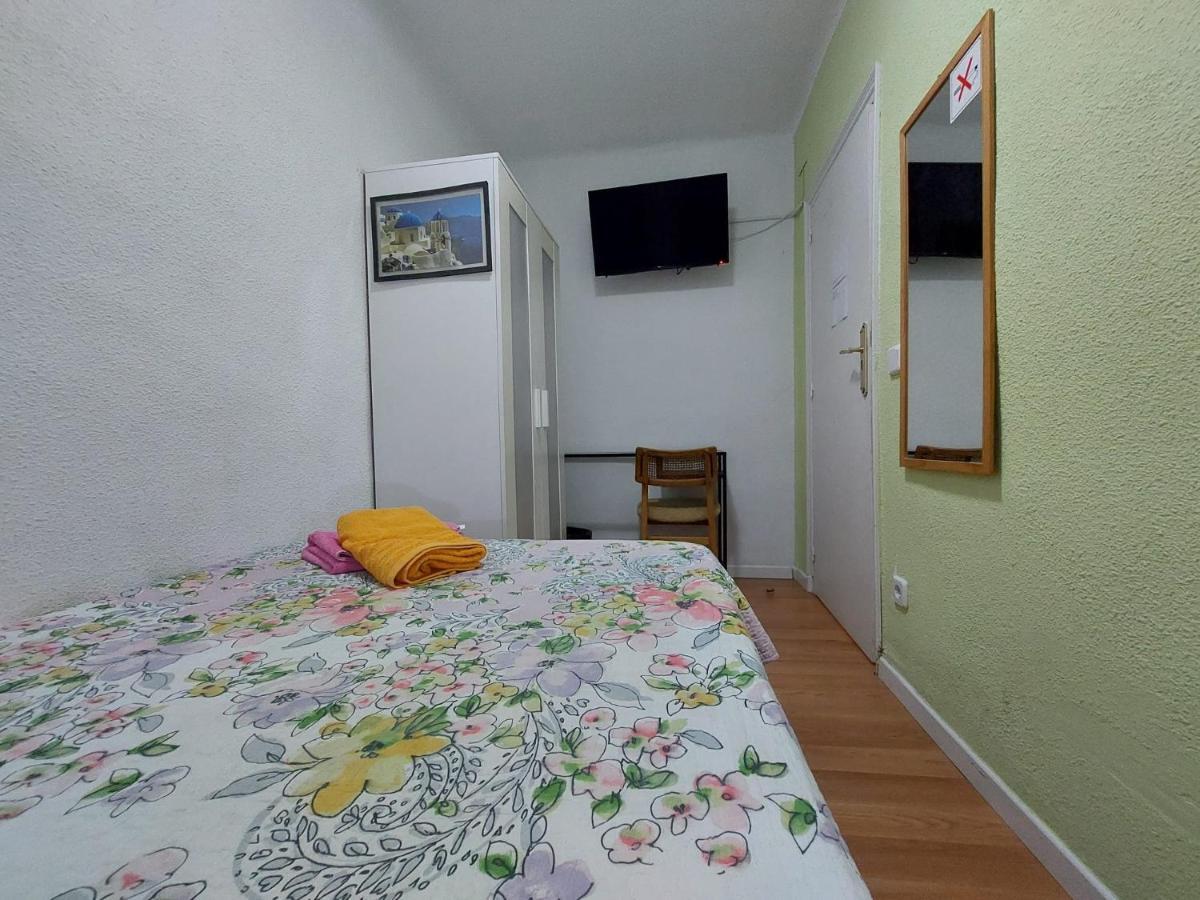Homestay Olivos Madrid Extérieur photo